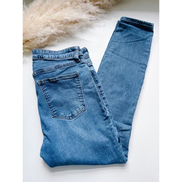 Pistola High Rise Skinny Jeans Size 30 Medium Wash Casual Denim - Picture 2 of 13